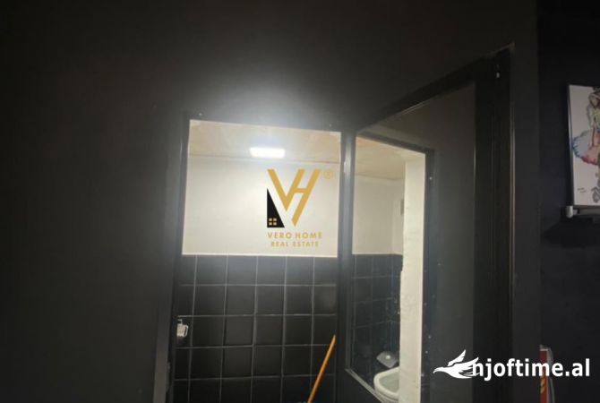 JEPET AMBIENT BIZNESI 67 M2 ME QERA TE RRUGA SIRI KODRA 400 EURO