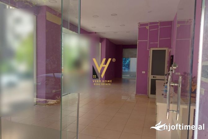 Ambient biznesi me qera 1+1 ne Tirane - 400 Euro