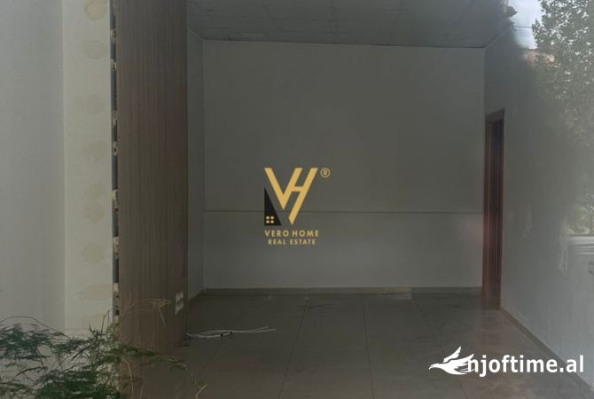 Ambient biznesi me qera 1+1 ne Tirane - 1,000 Euro