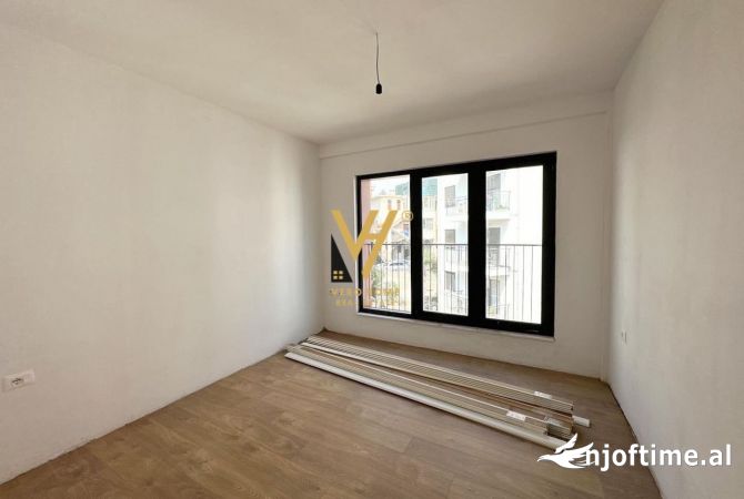 Shtepi ne shitje 3+1 ne Tirane - 305,000 Euro
