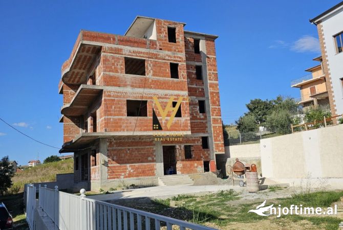 Shtepi ne shitje 5+1 ne Durres - 259,000 Euro