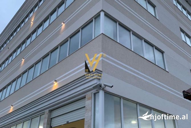 Ambient biznesi me qera 1+1 ne Tirane - 4,000 Euro