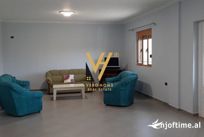 Shtepi me qera 6+1 ne Tirane - 2,000 Euro