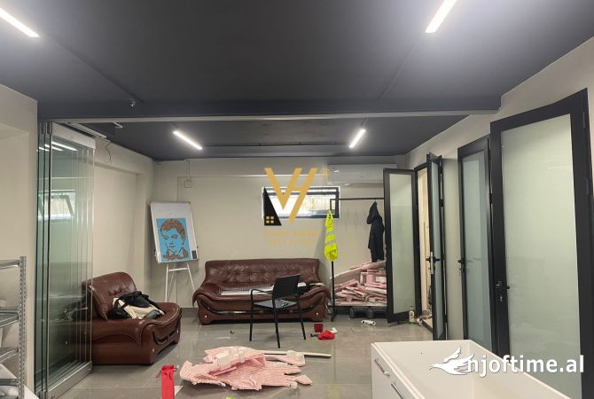 Ambient biznesi me qera 1+1 ne Tirane - 1,000 Euro