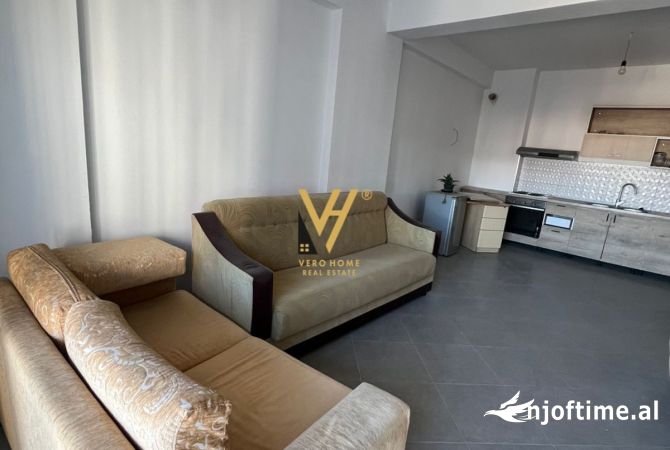 Shtepi me qera 2+1 ne Tirane - 400 Euro