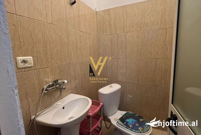 Shtepi me qera Apartament ne Tirane, 1+1, Mobilimi E mobiluar, Pagesa 450  Euro.