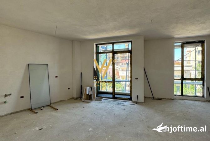 Shtepi ne shitje 3+1 ne Tirane - 242,420 Euro
