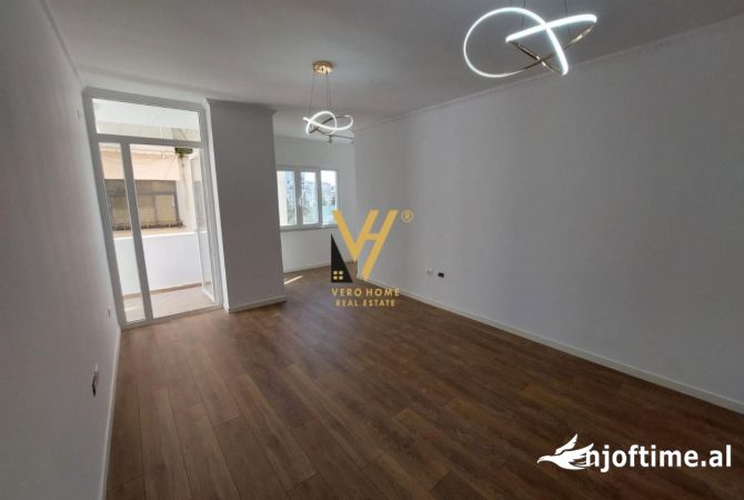 Shtepi ne shitje 2+1 ne Tirane - 185,000 Euro