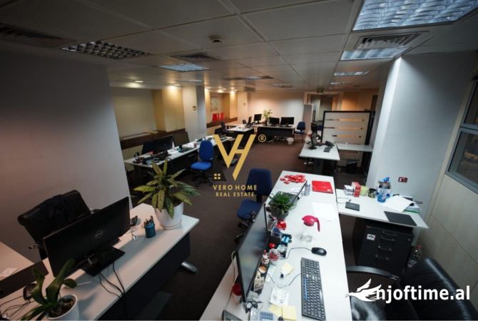Ambient biznesi me qera 3+1 ne Tirane - 12,000 Euro