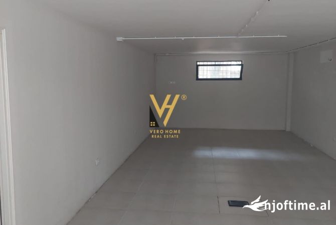 Ambient biznesi me qera 1+1 ne Tirane - 1,300 Euro