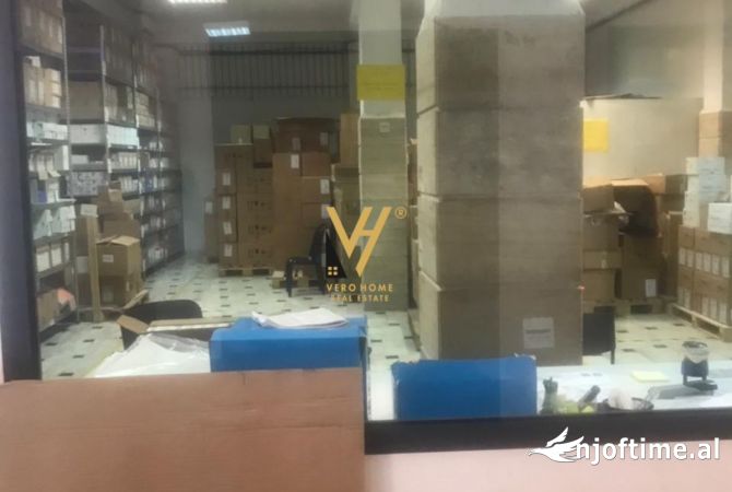 Ambient biznesi me qera 4+1 ne Tirane - 2,000 Euro