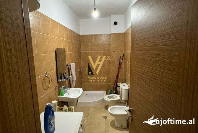 Shtepi me qera 1+1 ne Tirane - 400 Euro