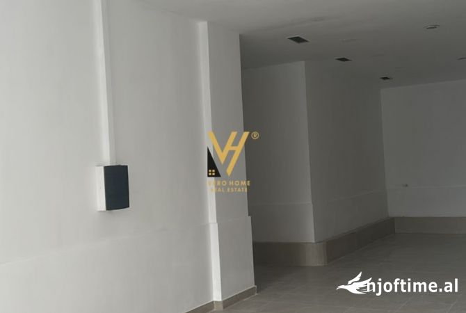 Ambient biznesi me qera 1+1 ne Tirane - 80,000 Leke