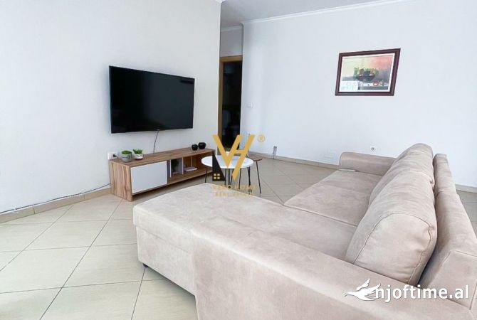Shtepi me qera Apartament ne Tirane, 1+1, Mobilimi E mobiluar, Pagesa 600  Euro.
