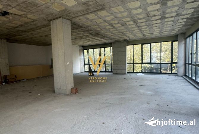 Ambient biznesi ne shitje 1+1 ne Tirane - 850,000 Euro