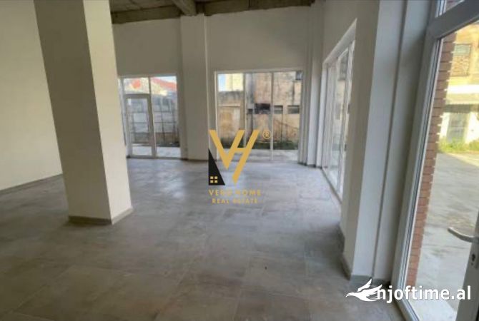Ambient biznesi me qera 1+1 ne Tirane - 500 Euro
