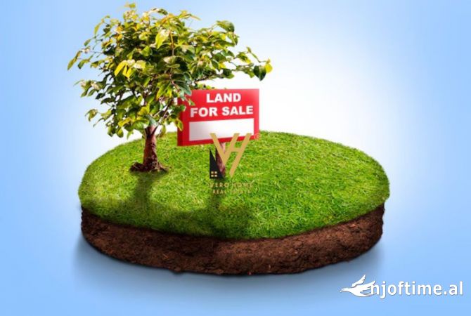 Truall ose Toke  ne Tirane - 900,000 Euro