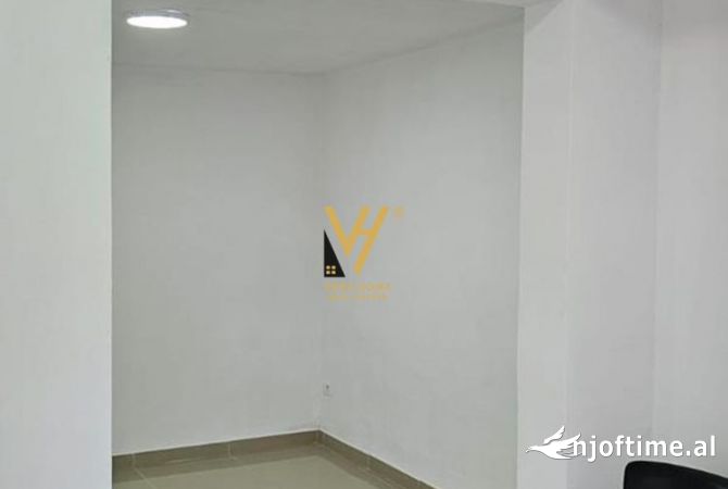 Ambient biznesi me qera 1+1 ne Tirane - 30,000 Leke