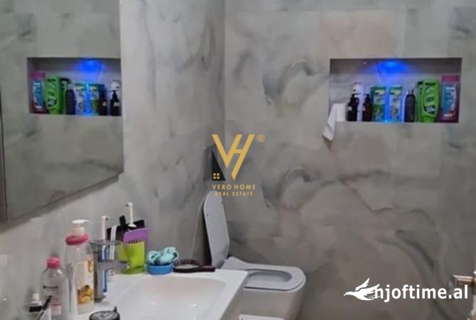 JEPET ZYRE 140M2 ME QERA TE QYTETI I STUDENTIT 700 EURO