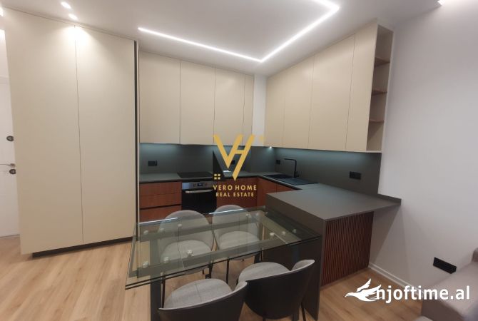 Shtepi me qera Apartament ne Tirane, 1+1, Mobilimi E mobiluar, Pagesa 750  Euro.