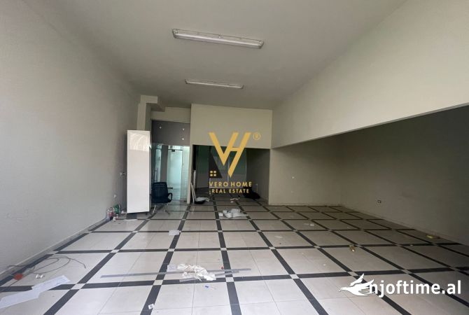 Ambient biznesi me qera 3+1 ne Tirane - 650 Euro
