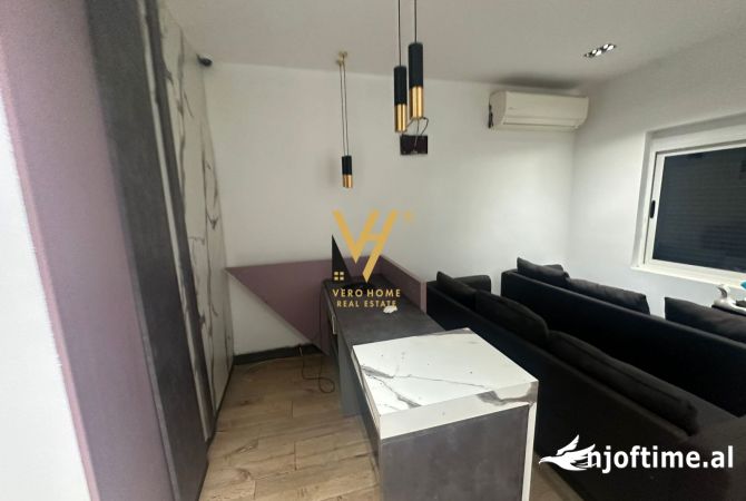 Ambient biznesi me qera 3+1 ne Tirane - 1,500 Euro