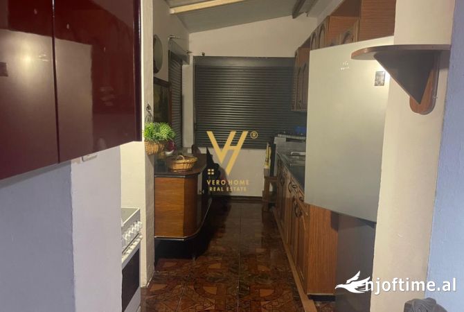 Shtepi me qera Apartament ne Tirane, 2+1, Mobilimi E mobiluar, Pagesa 600  Euro.