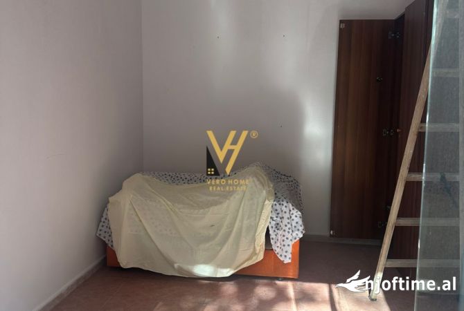 Ambient biznesi me qera 1+1 ne Tirane - 16,000 Leke