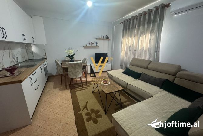 Shtepi me qera 2+1 ne Tirane - 550 Euro