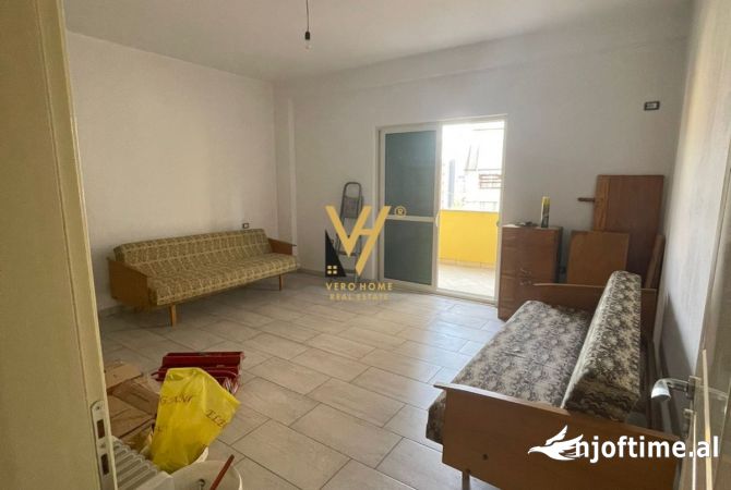 Shtepi me qera 3+1 ne Tirane - 700 Euro