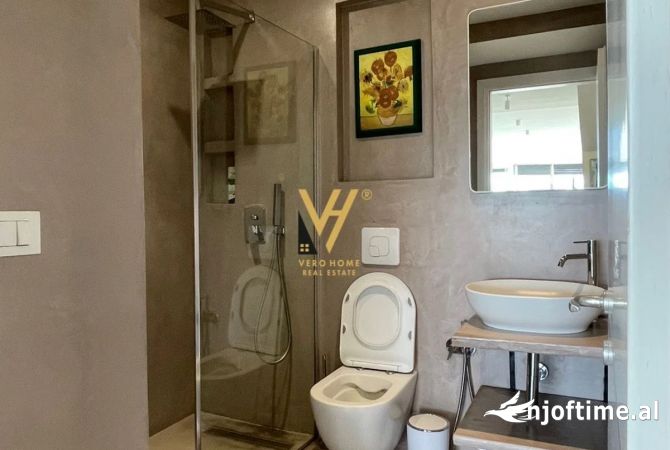 Shtepi ne shitje Apartament ne Tirane, 2+1, Mobilimi E mobiluar, Pagesa 420,000  Euro.