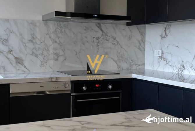 Shtepi ne shitje Apartament ne Tirane, 2+1, Mobilimi E mobiluar, Pagesa 420,000  Euro.