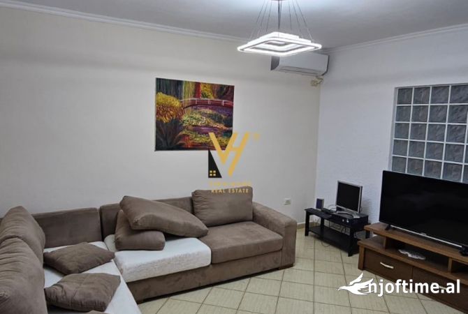 Shtepi me qera 2+1 ne Tirane - 500 Euro