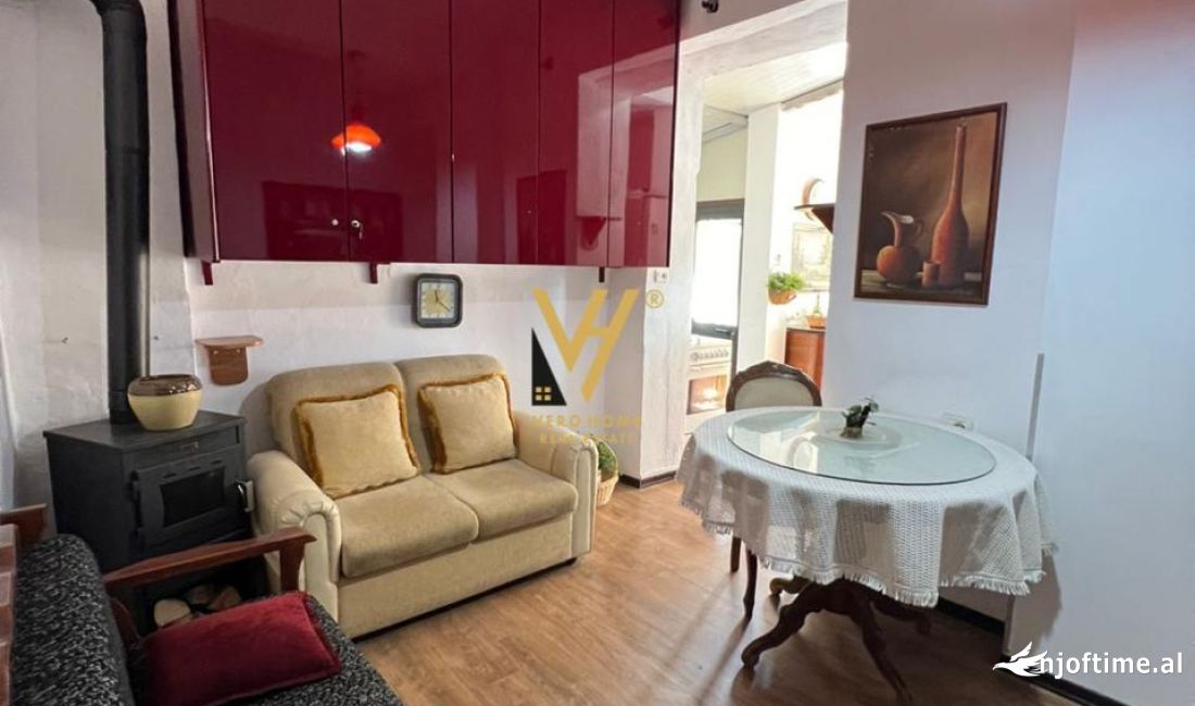 Shtepi me qera Apartament ne Tirane, 2+1, Mobilimi E mobiluar, Pagesa 600  Euro.