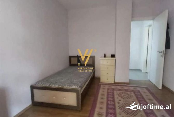 Shtepi me qera Apartament ne Tirane, 2+1, Mobilimi E mobiluar, Pagesa 70,000  Leke.