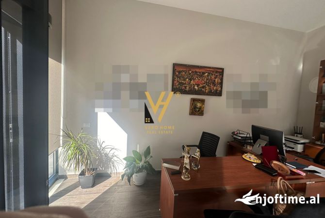 Ambient biznesi me qera 3+1 ne Tirane - 500 Euro