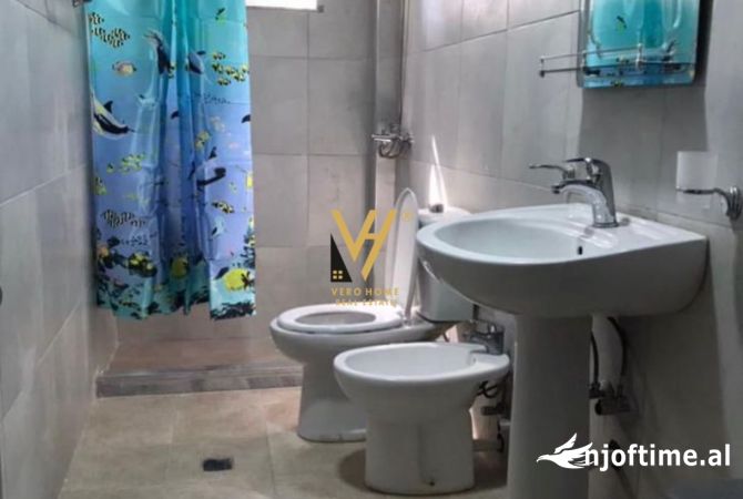 Shtepi me qera 1+1 ne Tirane - 40,000 Leke