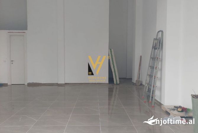 Ambient biznesi ne shitje 1+1 ne Tirane - 126,000 Euro