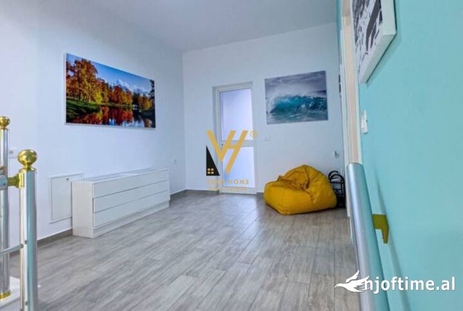 Shtepi me qera 2+1 ne Tirane - 1,000 Euro