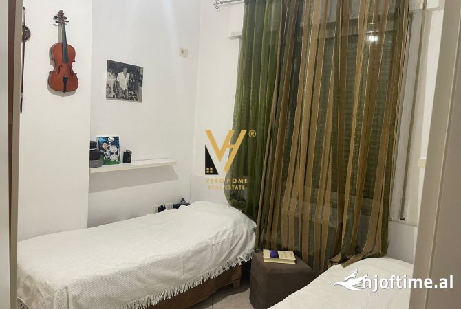 Shtepi me qera 2+1 ne Tirane - 50,000 Leke
