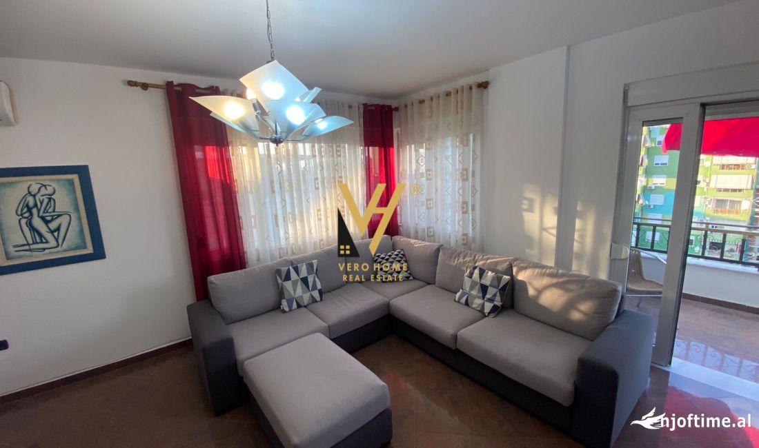 Shtepi me qera Apartament ne Tirane, 1+1, Mobilimi E mobiluar, Pagesa 700  Euro.