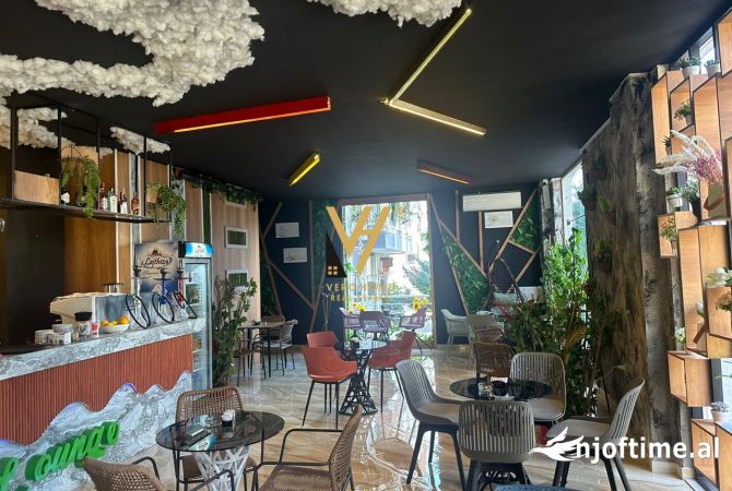 Ambient biznesi ne shitje 2+1 ne Tirane - 220,000 Euro