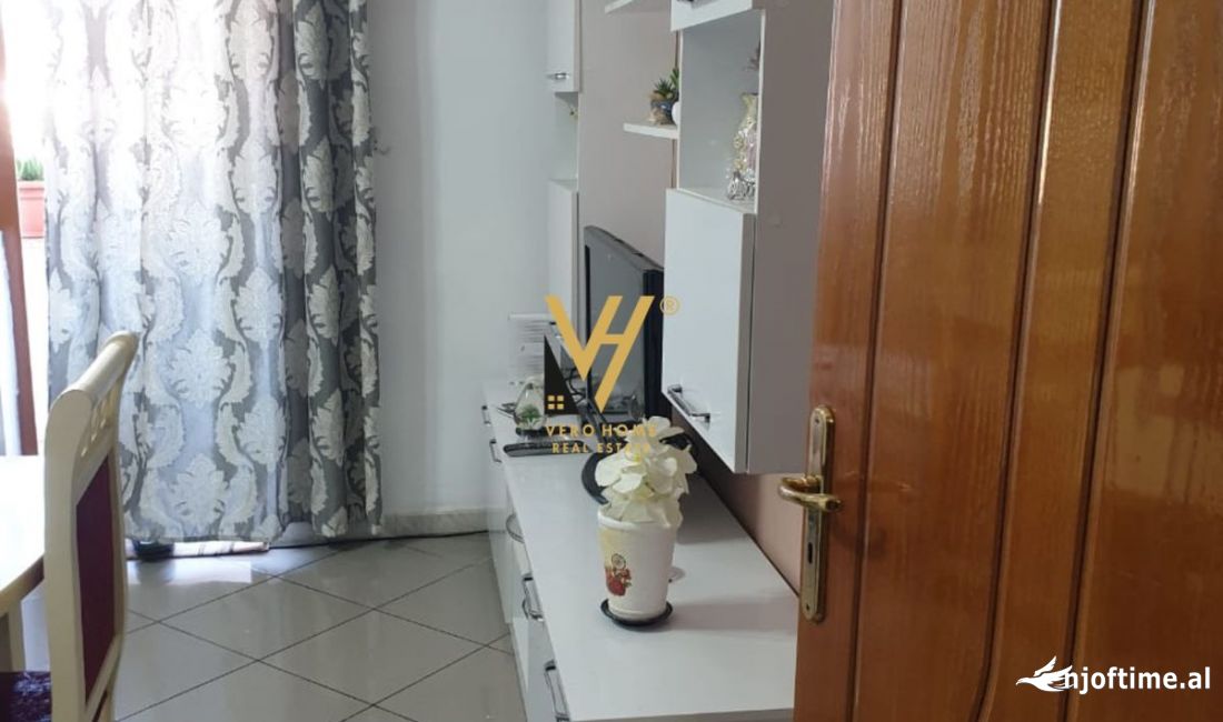 Shtepi ne shitje Apartament ne Kavaje, 3+1, Mobilimi E mobiluar, Pagesa 40,000  Euro.