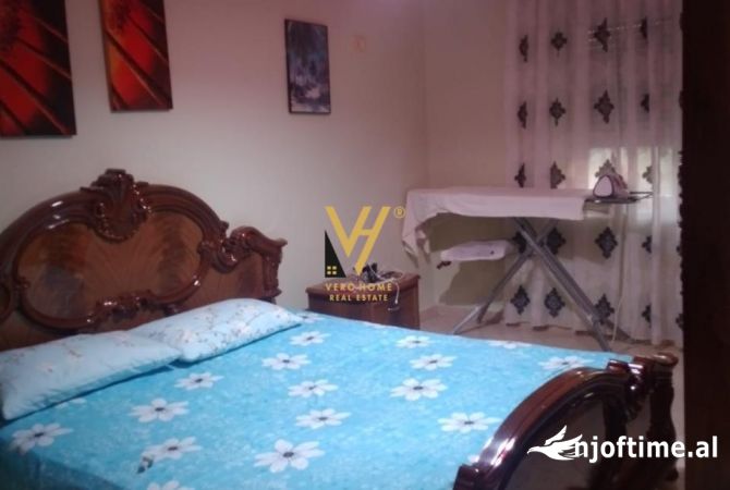 Shtepi ne shitje Apartament ne Tirane, 2+1, Mobilimi E mobiluar, Pagesa 145,000  Euro.