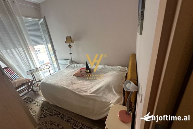 Shtepi me qera Apartament ne Tirane, 2+1, Mobilimi E mobiluar, Pagesa 800  Euro.