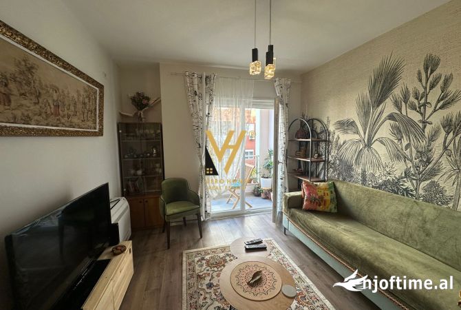 Shtepi me qera 2+1 ne Tirane - 800 Euro
