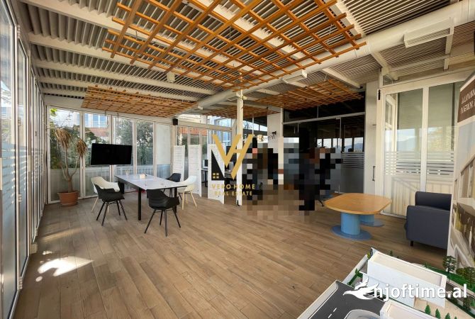 Ambient biznesi me qera 3+1 ne Tirane - 1,600 Euro