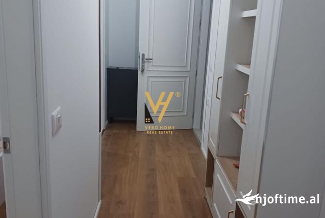 Shtepi me qera 1+1 ne Tirane - 400 Euro