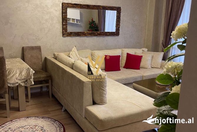 Shtepi me qera 3+1 ne Tirane - 800 Euro