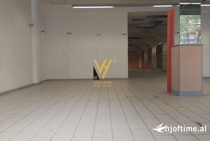 Ambient biznesi me qera 1+1 ne Tirane - 15,000 Euro